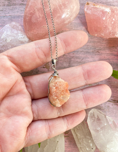 Colar Pedra do Sol Bruta - comprar online