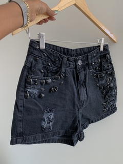 Short estonado fundo do mar