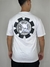 Camiseta Oakley Skull Branca na internet