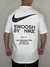 Camiseta Nike Swoosh by nike Branca na internet