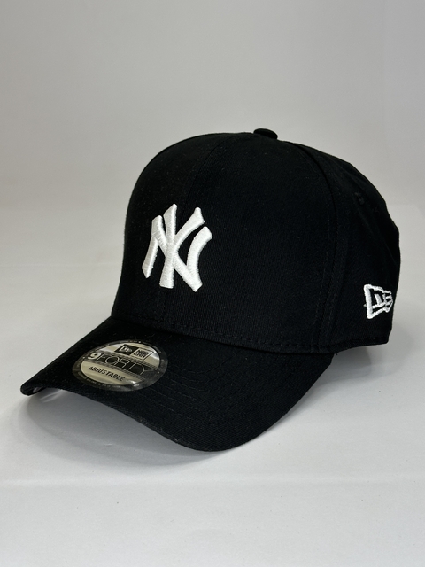 Boné New Era Preto/Branco - comprar online