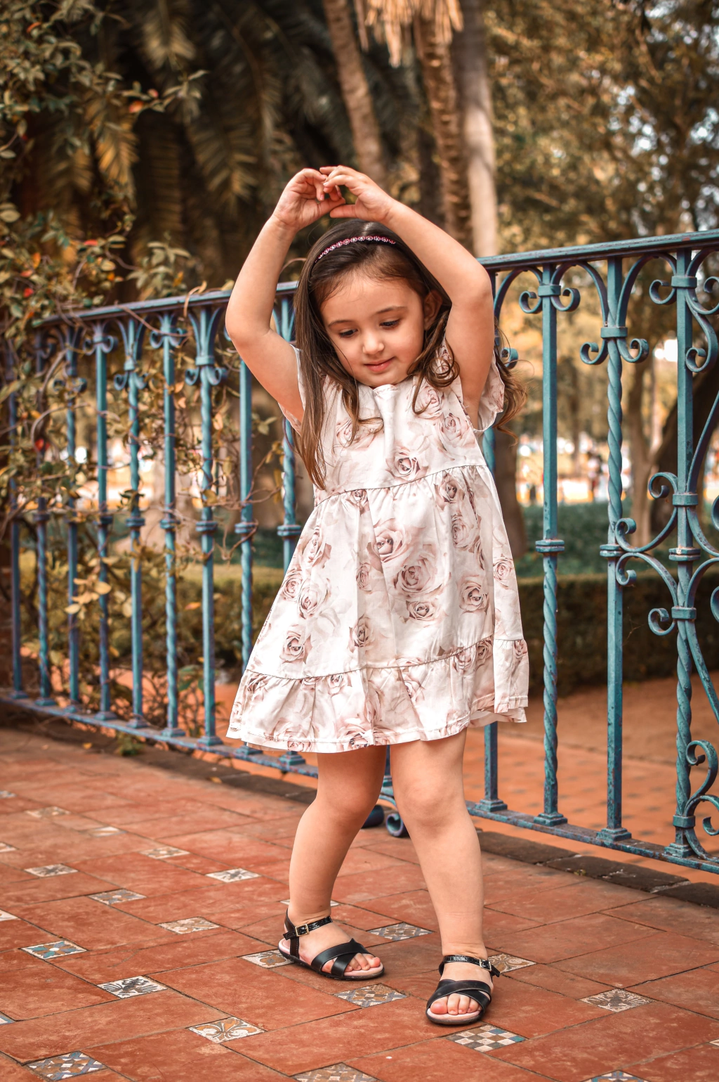 Vestido Beba fibrana con estampa flores rosa marca Pilim