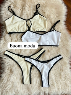 Bikini bicolor