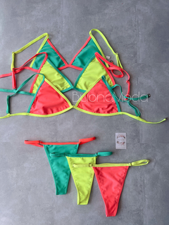 Bikini Kimbi coral con amarillo