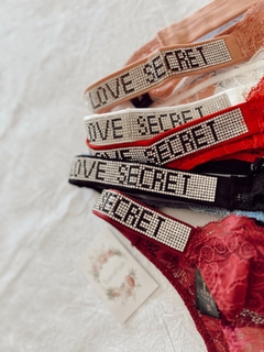Less LOVE SECRET - comprar online