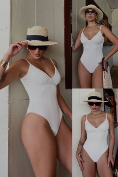 Maiô Texturizado Anarruga Malu | Off White - Rosa Chic Beachwear