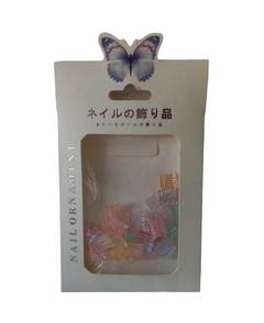 Decoración de uñas para realizar mariposas.