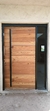 Puerta de entrada Moderna combinación de Hierro y madera a medida en internet