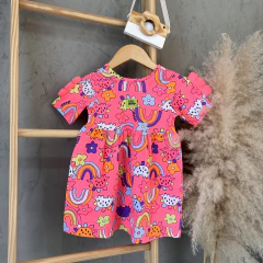 Vestido manga curta rosa - arco íris