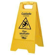 PLACA PLAS. SINALIZADORA PISO MOLHADO 56X37