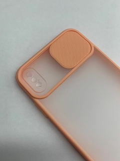 IPHONE XS MAX - CAPA TPU COM PROTEÇÃO NA CÂMERA - ROSA - Playfix.com.br