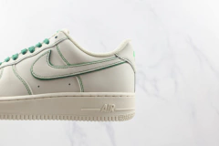 Air Force 1 "White Green" - Hang Store