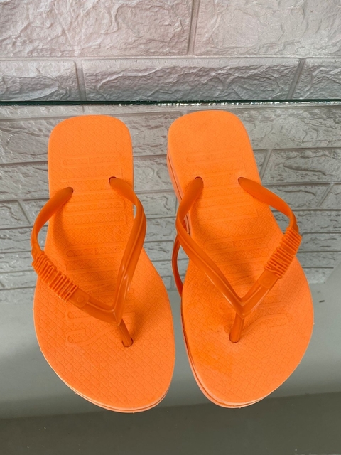 Santa Lolla Adulto Alto-relevo - Laranja