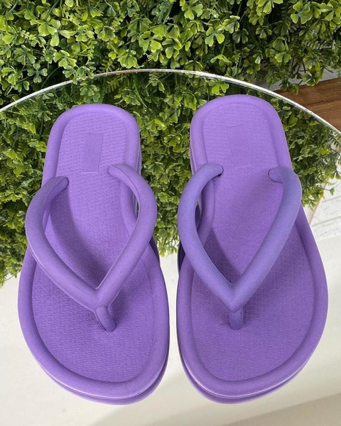 Chinelo Nuvem Free - Tiras Lisas - Lilás