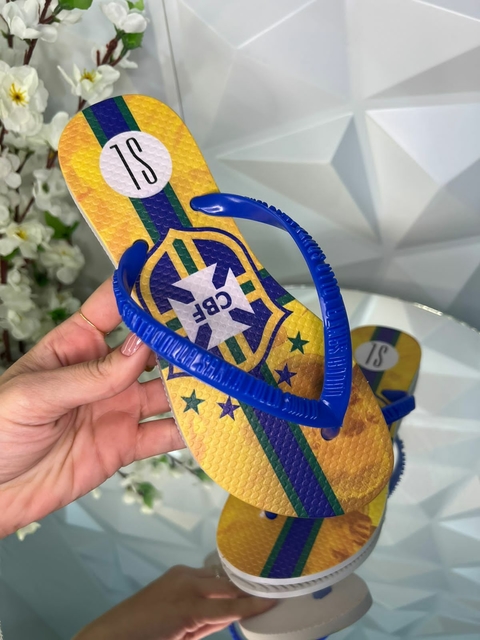 Chinelo Feminino - Santa Lolla - Copa 2022 003