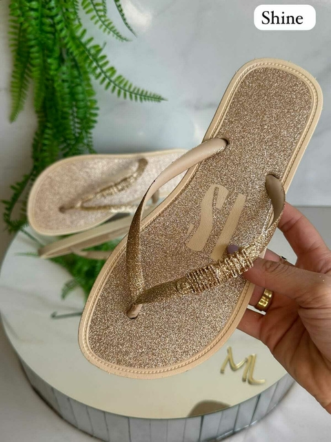 Chinelo Feminino Adulto - Santa Lolla Shine - Dourada