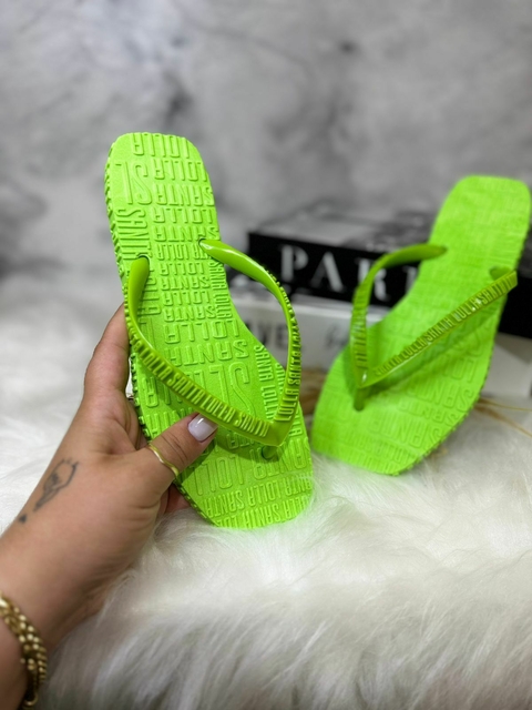 Santa Lolla Adulto - Dakota - Verde Neon - comprar online