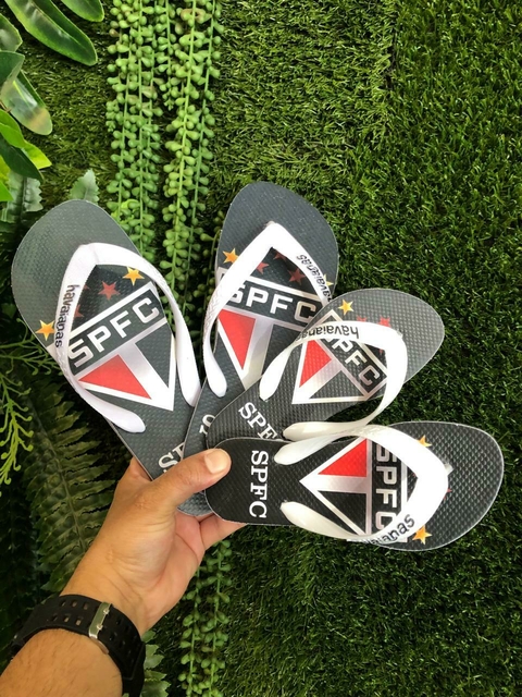 Chinelo Masculino Infantil Havaianas - Kit Pai e Filho - Time São Paulo - comprar online