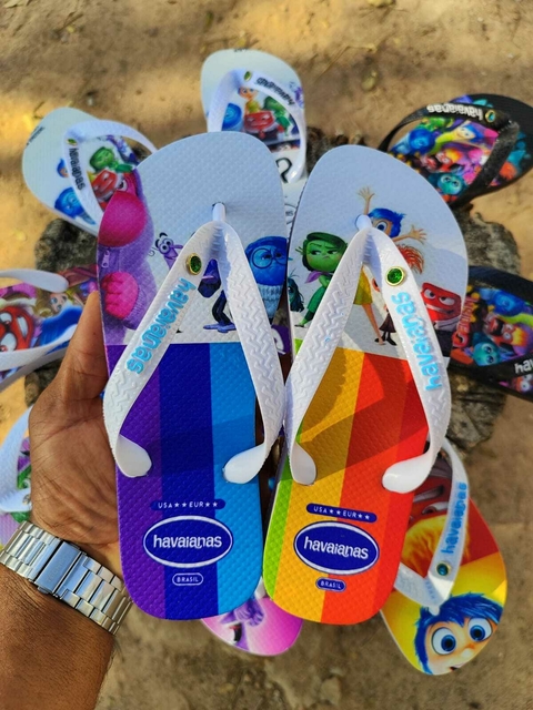 Chinelo Feminino Adulto Havaianas Tira Grossa - Divertidamente 002