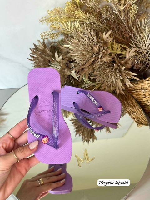Chinelo Feminino Infantil - Havaianas Pingentes - Lilás Barbie - comprar online
