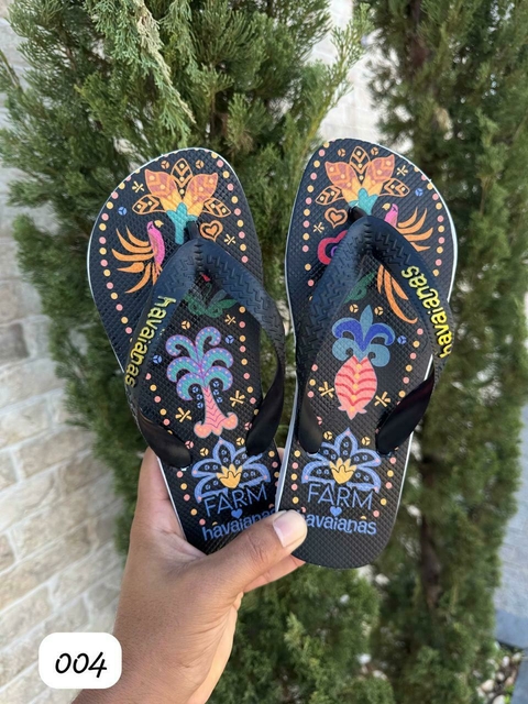 Chinelo Feminino Adulto Havaianas - Farm Verão - 907 - comprar online