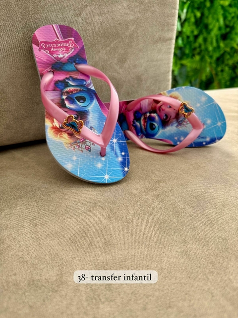 Chinelo Feminino Infantil Havaianas Coleção Piercing Alegria - Stitch e Princesa - comprar online