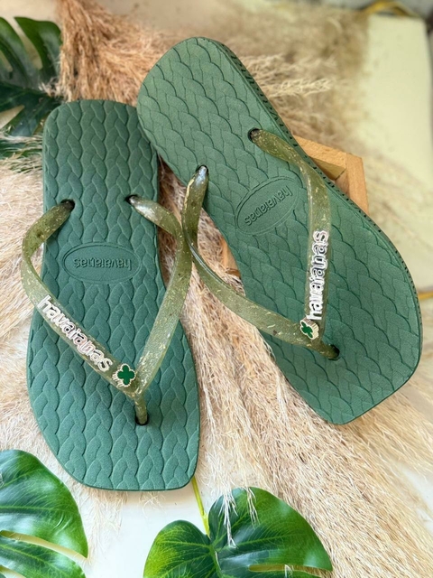 Chinelo Feminino Adulto Havaianas Trevinho da Sorte - Verde Militar - comprar online