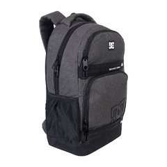 Mochila Esportiva DC I06 Cinza - comprar online