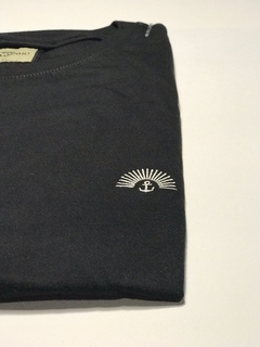 Camiseta Onshore | Preta - loja online
