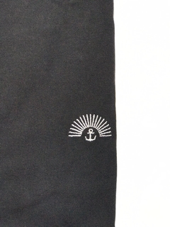 Camiseta Onshore | Preta - Sal Marinho | Surfwear