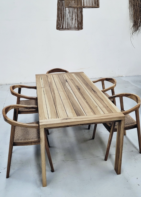 Mesa Kiko | Maciza | Petiribí