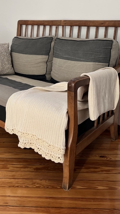Manta tejida con borde crochet - comprar online