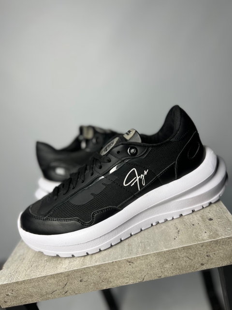 ZAPATILLAS AMSTERDAM GOLD BLACK AND WHITE