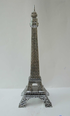 Torre Eiffel Resina