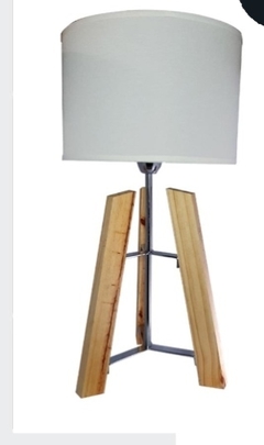 Lámpara de mesa madera