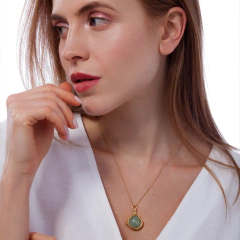 Colar Relicário Tesouro com Pedras Naturais - comprar online