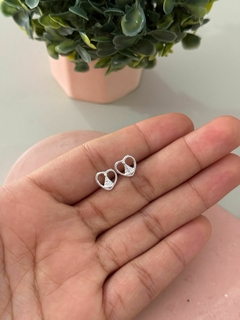 Brinco Nossa Senhora coração Bf banhada a prata - comprar online