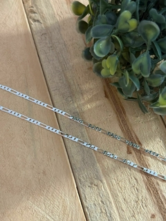 Corrente masculina 2mm banhada a prata na internet