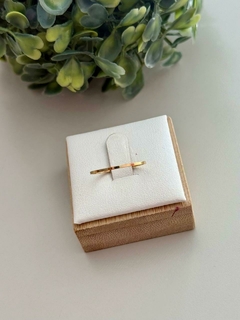 Anel fio banhado a ouro - comprar online