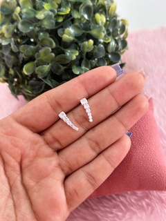 Brinco strass ear cuff banhado a prata