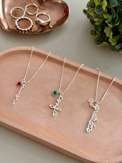 Colar confie\amor\gratidão banhado a prata - comprar online