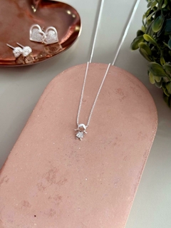 Colar menina cristal banhado a prata - comprar online