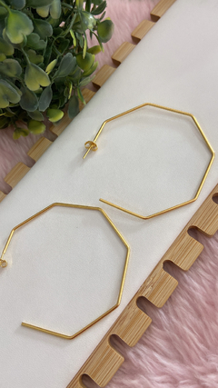 Argola formas dourada - comprar online