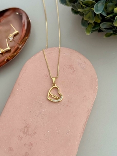 Colar coração mãe cristal banhado a ouro na internet