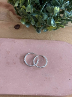 Argola fio torcido prata 925 - comprar online