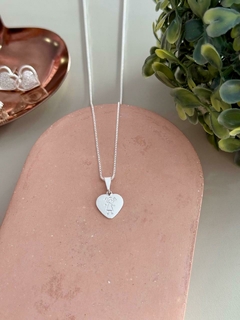 Colar coração menina banhada a prata - comprar online