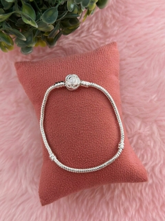 Pulseira para berloques flor banhada a prata