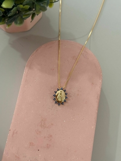 Colar Nossa Senhora zirconia azul banhado a ouro - comprar online