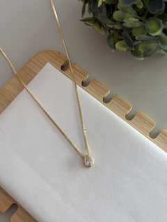 Colar ponto de luz gota cristal banhado a ouro - comprar online