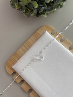 Pulseira coração vazado banhada a prata - comprar online